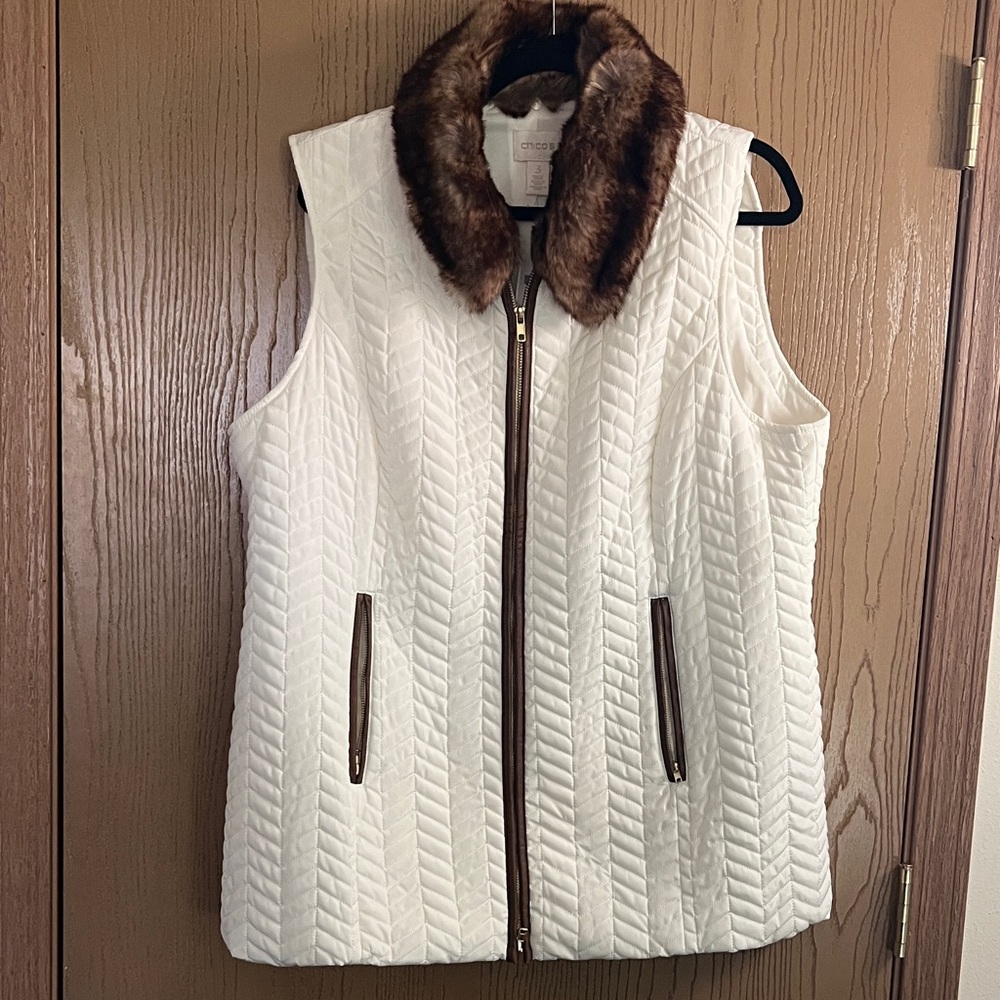 Chico's Ivory Quilted Vest with Chocolate Faux Fur Collar